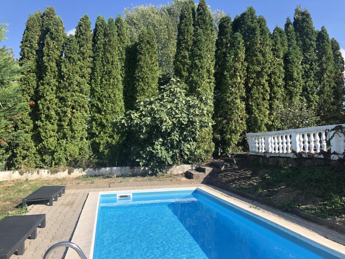 Landhaus Toereki Mit Pool Siofok Exterior photo